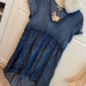 Hi lo him on super cute navy denim dress